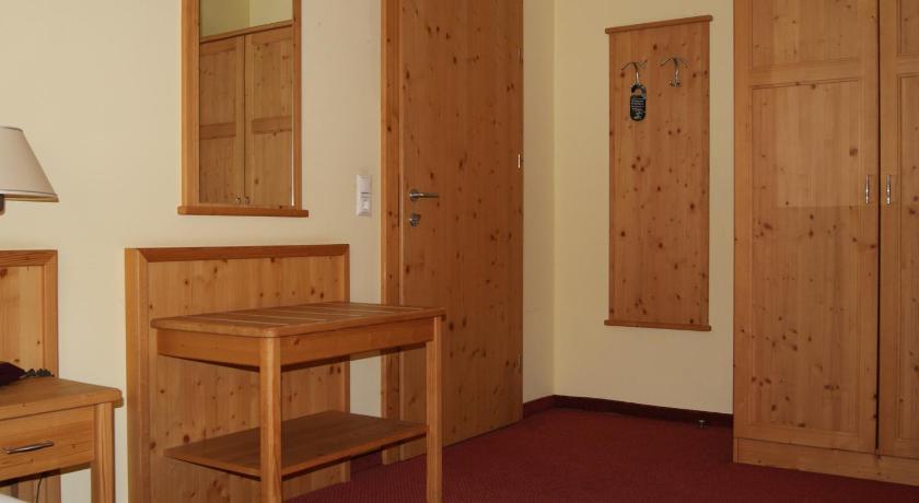 Krumpendorferhof Bilik gambar